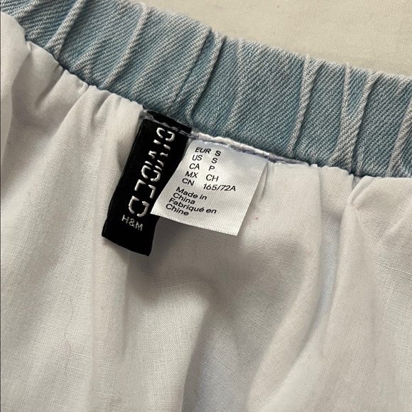 H&M Sky Blue Bubble Mini Skirt - Picture 3 of 3